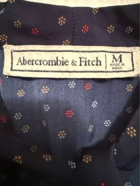 Size M Abercrombie & Fitch Navy Floral Dot Shirt - Picture 3 of 4